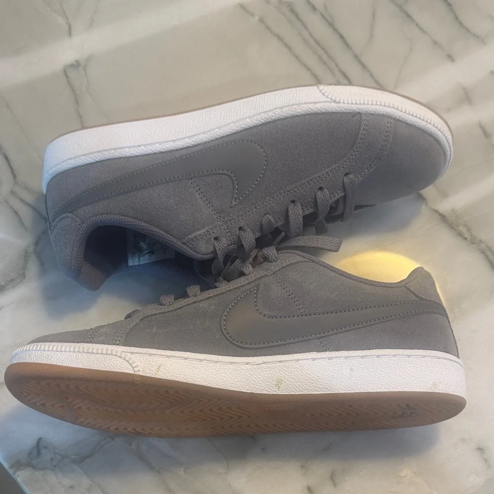 Nike Women's Court Royale Gray and White Tennis Shoe - Picture 6 of 8